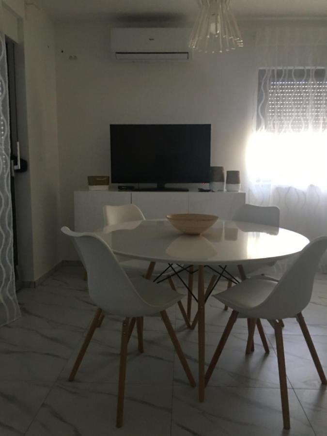 Apartmani Zlata Sveti Filip i Jakov Buitenkant foto