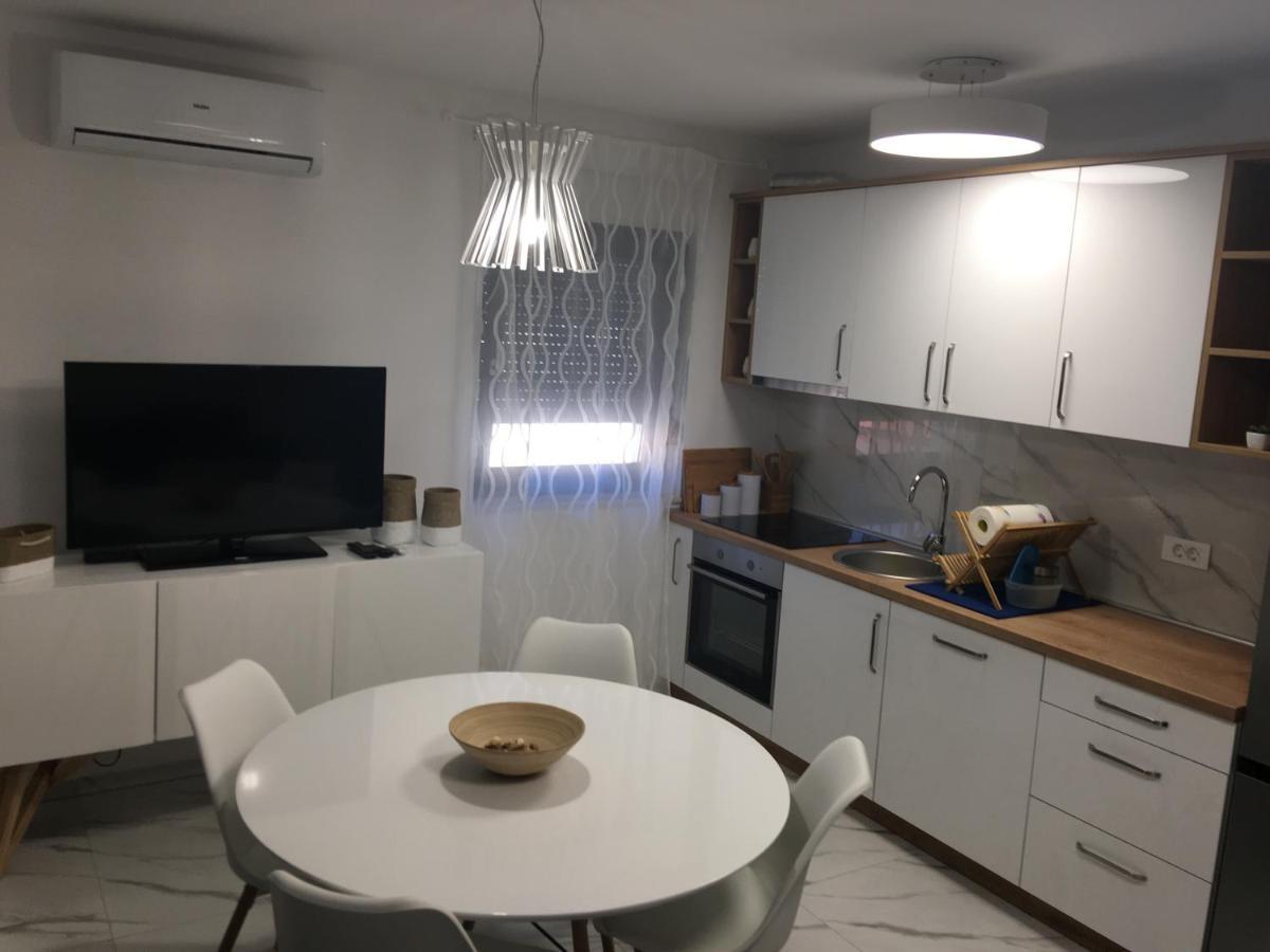 Apartmani Zlata Sveti Filip i Jakov Buitenkant foto