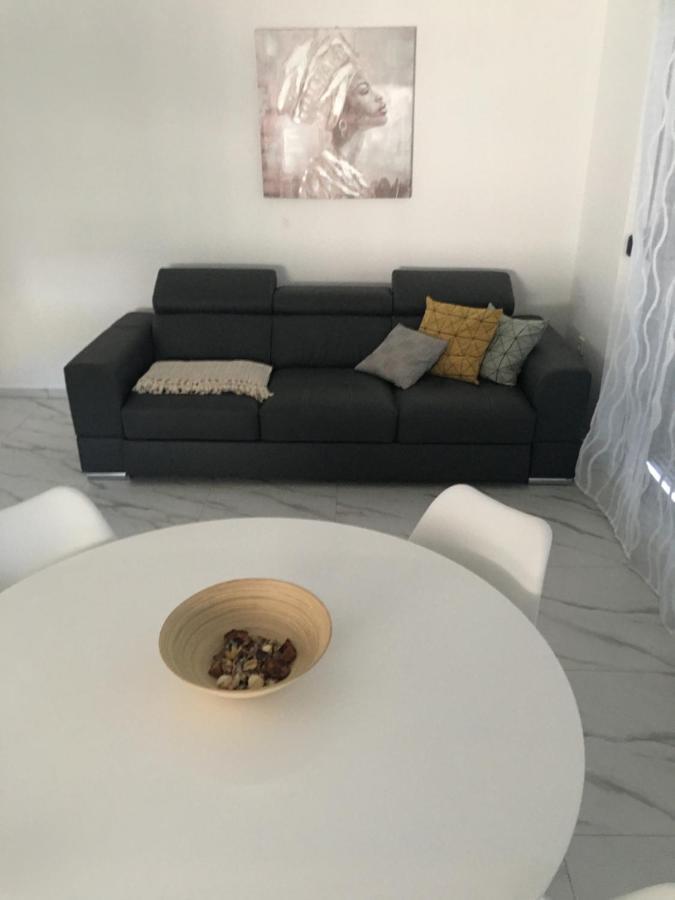 Apartmani Zlata Sveti Filip i Jakov Buitenkant foto