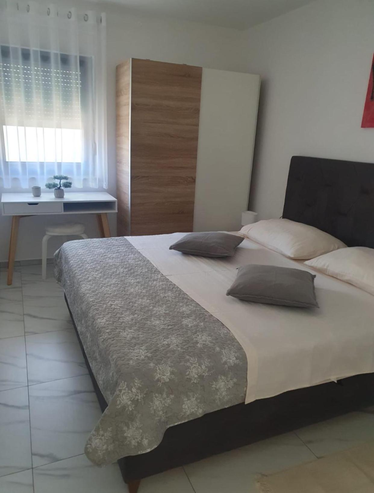 Apartmani Zlata Sveti Filip i Jakov Buitenkant foto